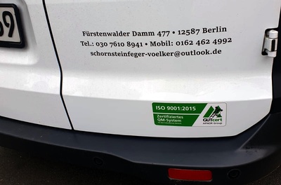 Zertifizierungszeichen ISO 9001 bei Berliner Schornsteinfeger